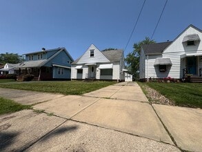 Building Photo - 22651 Coulter Ave