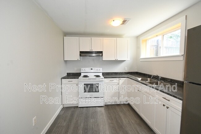 Photo du bâtiment - 1483 Milburn Ave