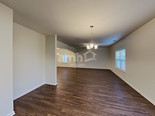 Building Photo - 159 Biscayne Terrace