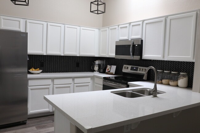 Building Photo - 64 N 63rd St