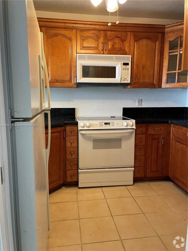 Calusa Ridge Apartments under 2,000 Plantation, FL 2 Rentals