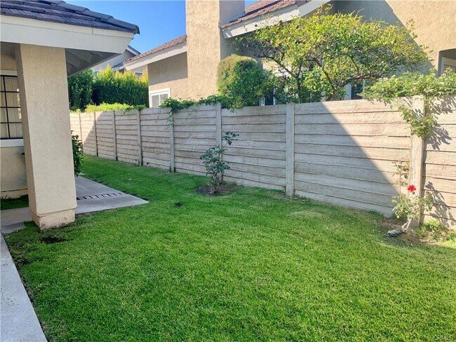 Building Photo - 3 Rushingwind, Irvine, CA 92614 - 3 BR 2.5...