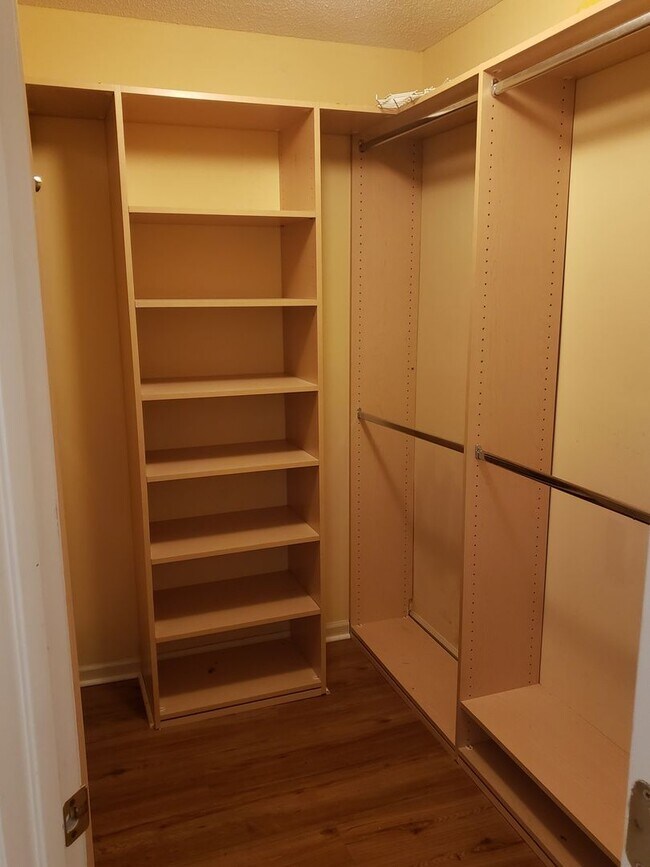 Foto del edificio - 4 Bedrooms