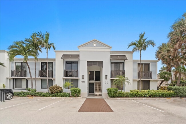 Building Photo - 1630 S Ocean Ln