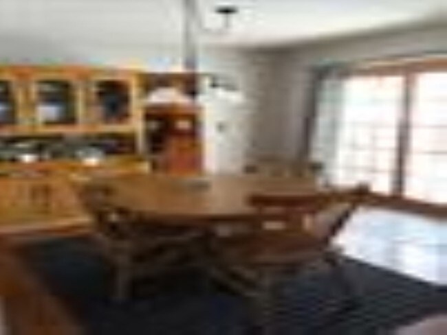 Building Photo - 765 Flower Dr