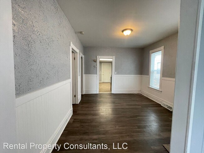 Building Photo - 2 br, 1 bath House - 1417 North NE