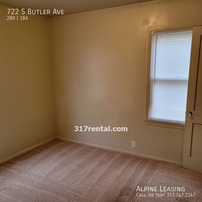 Building Photo - SOUTHEAST 2BR/1BA!