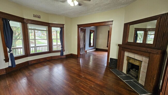 Foto del edificio - 3 bedroom 1 bath single family home in Mansfield Ohio