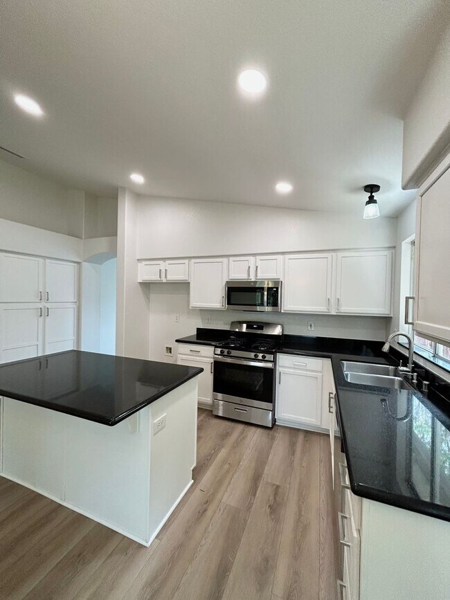 Building Photo - Gorgeous, newly remodeled single story hom...