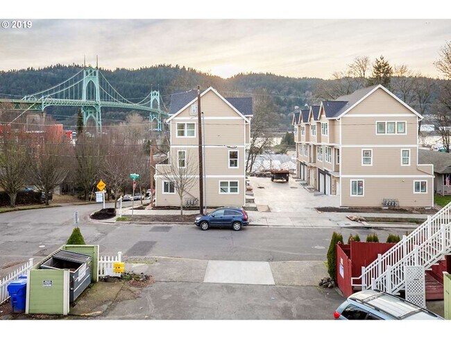 Foto del edificio - 8816 N Edison St