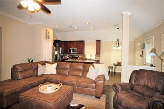 Building Photo - 2409 Avalon Trace Ln