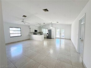 Building Photo - 630 105th Ave N