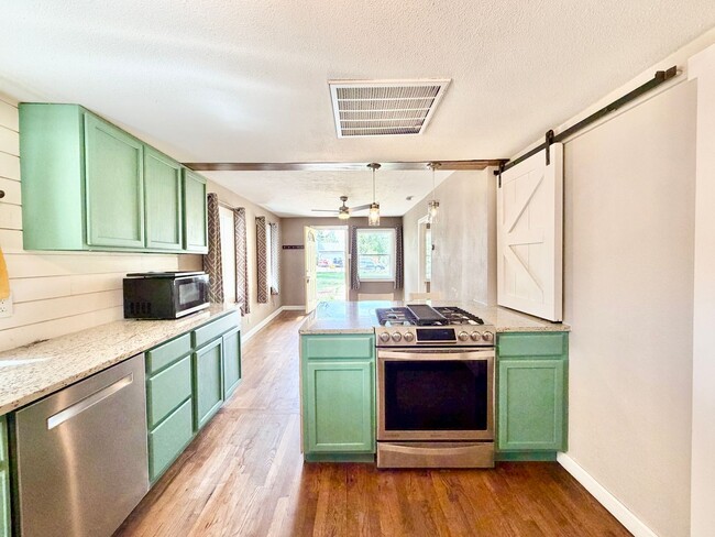 Building Photo - 3074 S Elati St