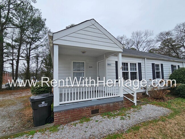 Foto del edificio - 8657 Campbellton St