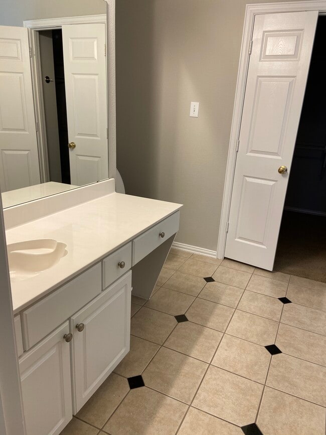 Photo - 11753 Ficus Dr House