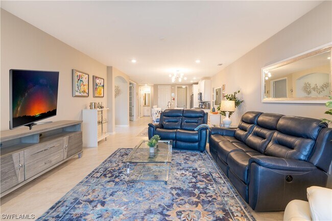 Building Photo - 14591 Edgewater Cir