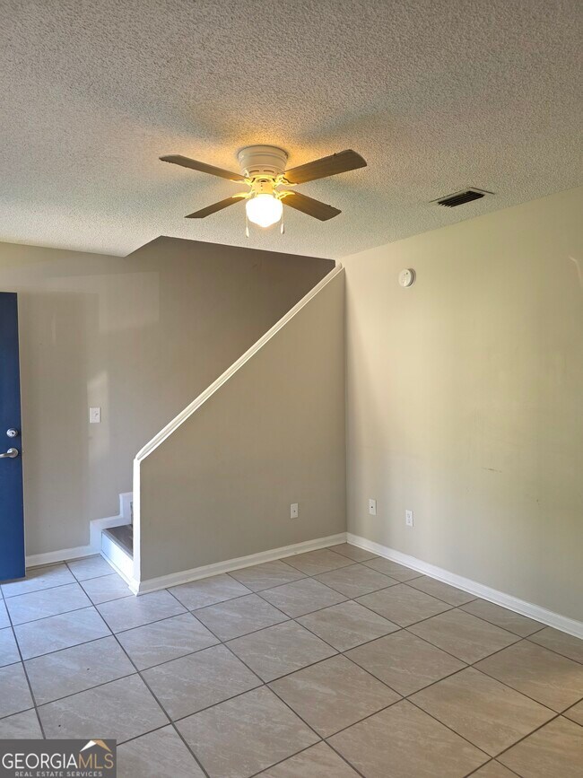 Foto del edificio - 760 Morningside Ln
