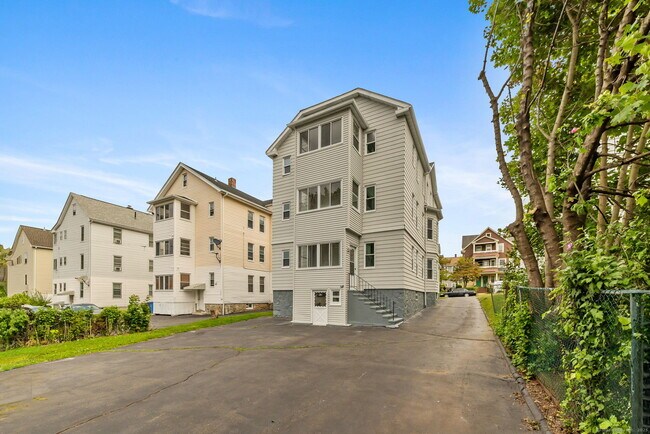 Foto del edificio - 279 Linwood St