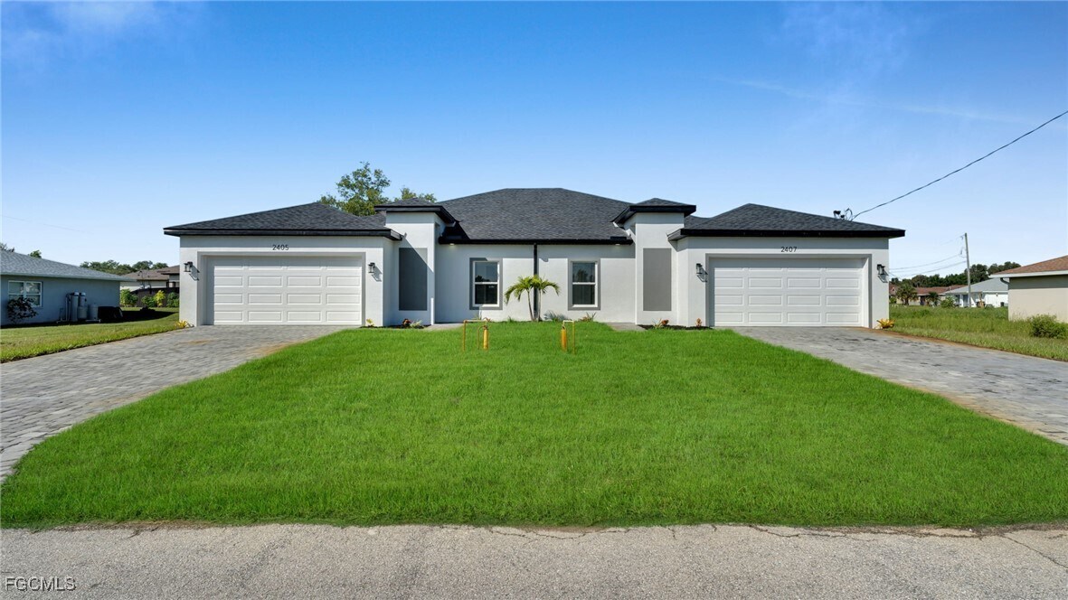 Foto principal - 2405-2407 Xelda Ave N