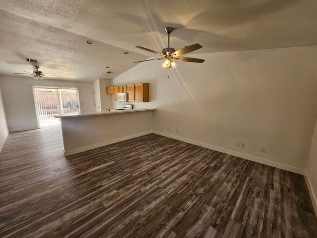 Foto del edificio - 3 Bedroom Home in Bullhead City