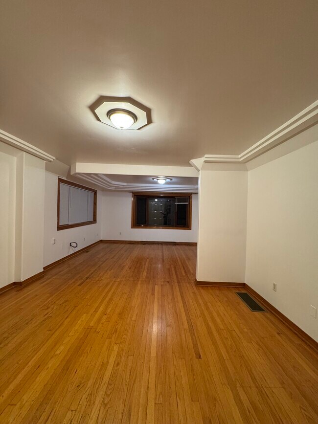 Living room - 104 W Main St