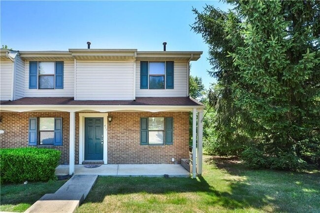 Foto del edificio - 411 Brookside Ct