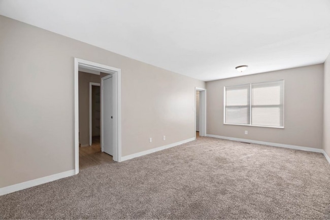 Building Photo - 769 Canonby Pl