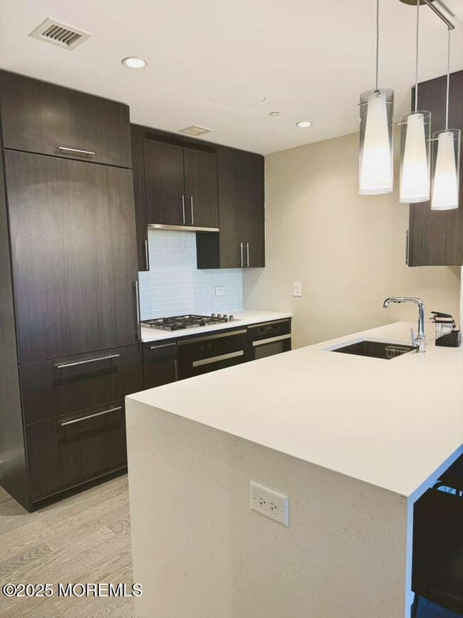 Building Photo - 30 Melrose Terrace