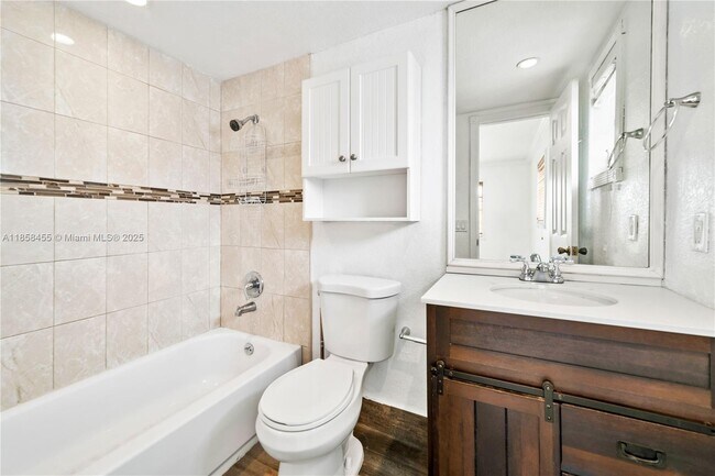 Foto del edificio - 8650 SW 109th Ave