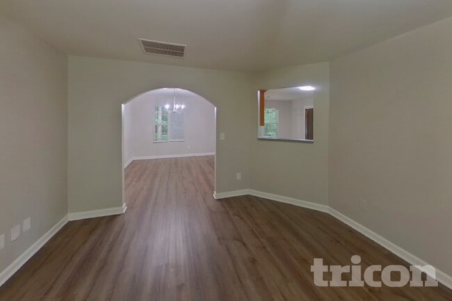 Building Photo - 210 Signet Ct