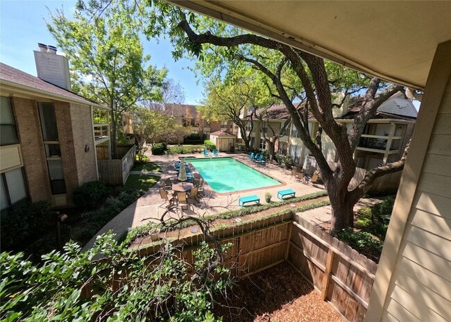 Photo - 1881 Bering Dr Apartment