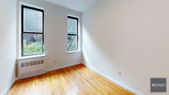 Foto del edificio - 417 E 65th St