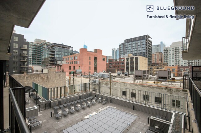Foto del edificio - 751 N Hudson Ave