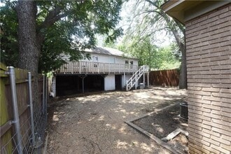 Building Photo - 5838-5842 Prospect Ave