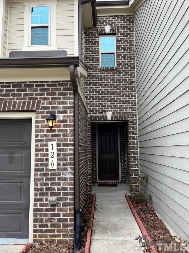Building Photo - 126 Alamosa Pl
