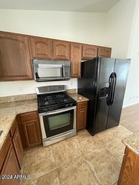 Building Photo - 21080 N Wilford Ave