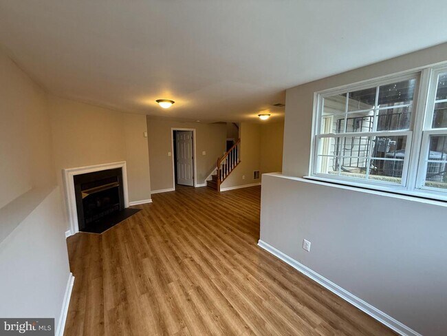 Foto del edificio - 4106 Yellow Stone Loop