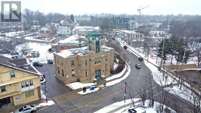 Building Photo - 70-70 Mill St