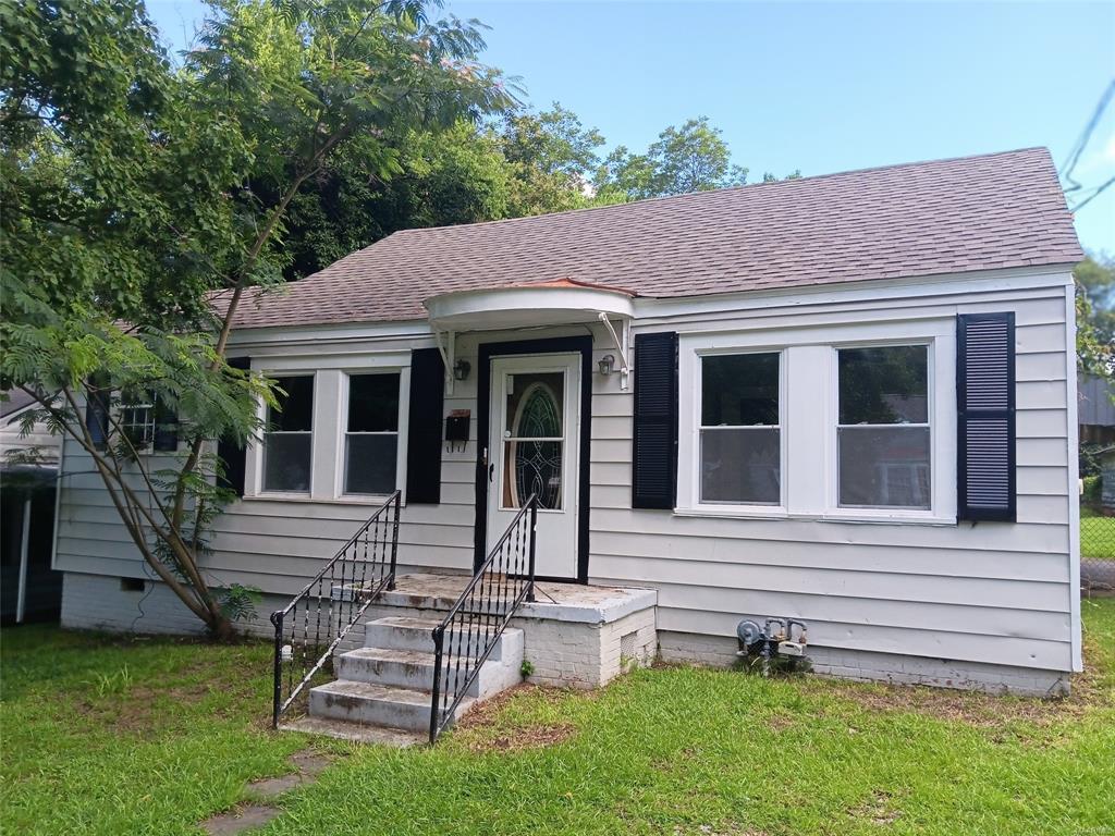 Primary Photo - 2113 Windsor Ave