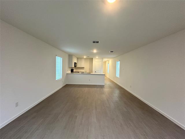 Foto del edificio - 924 Sandhill Crane Ln
