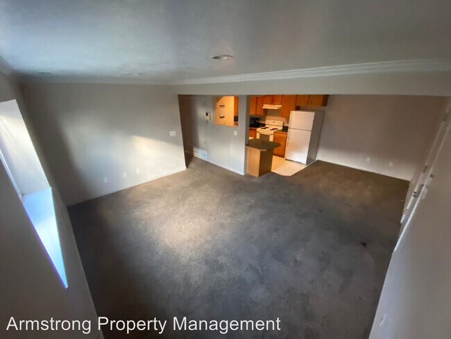Building Photo - 3 br, 2 bath Apartment - 221 S 1050 W #27
