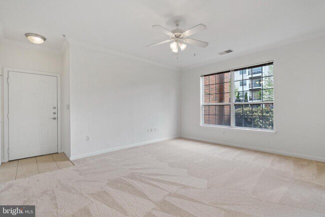 Building Photo - 12900 Centre Park Cir