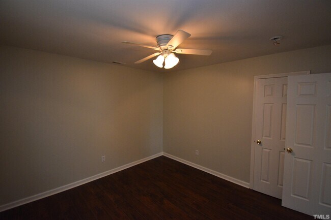 Building Photo - 703 Hare St