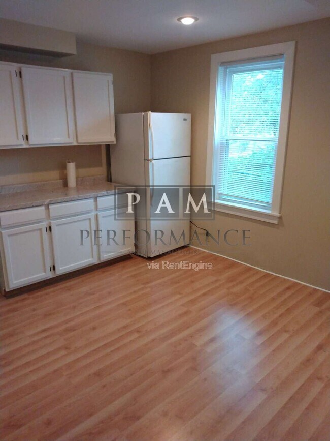 Foto del edificio - 1521 N Jefferson St