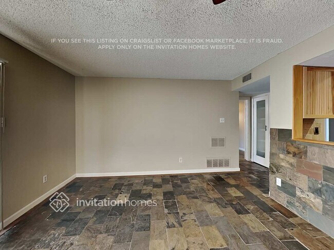 Building Photo - 4913 W Frier Dr