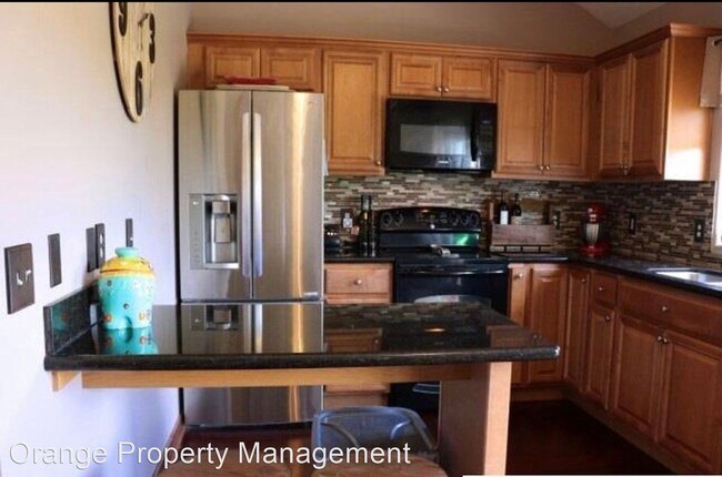 Foto del edificio - 3 br, 2 bath House - 11003 S 17th St