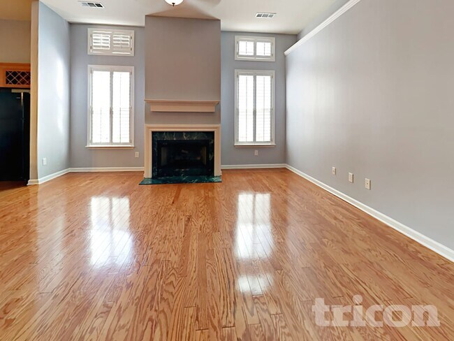 Foto del edificio - 3614 Silver Springs Way SW