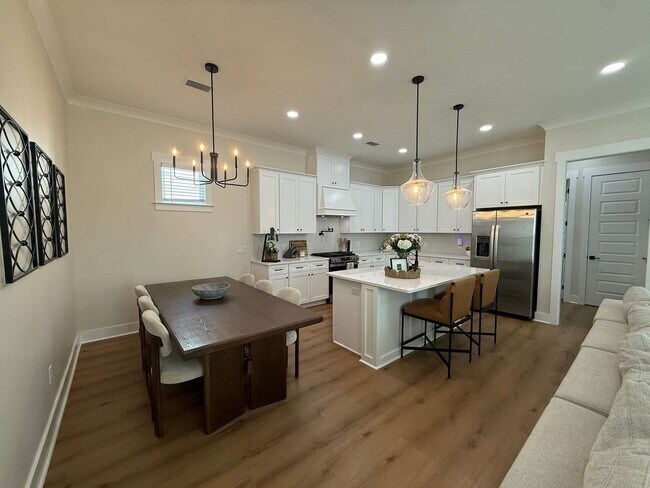 Building Photo - 306 Gazelle Ct