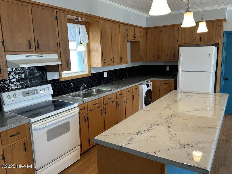 Primary Photo - 211 Pamlico St