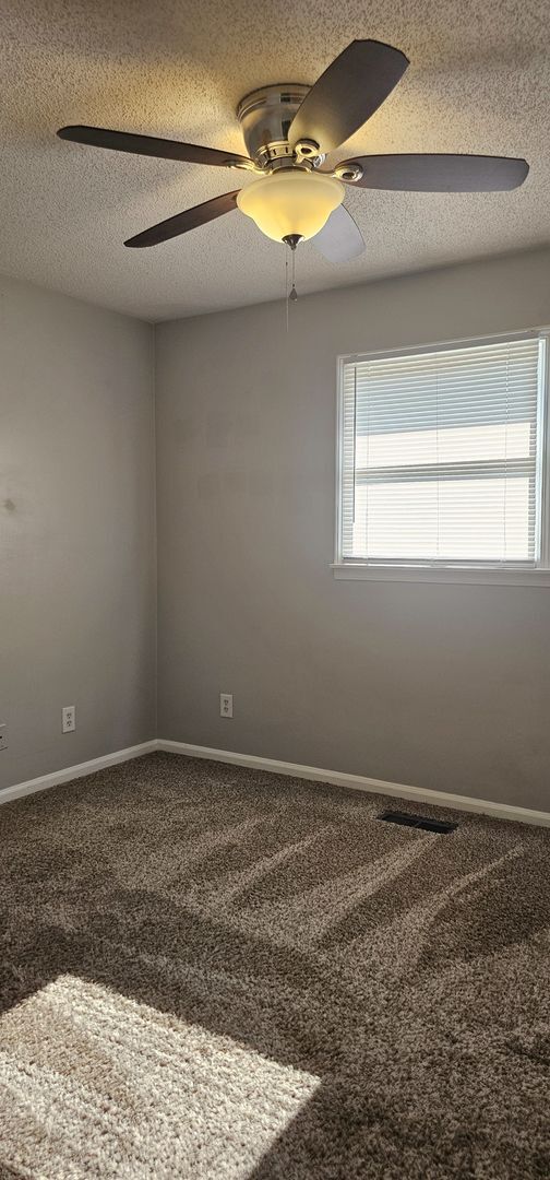 Foto del edificio - A - Ridgewood